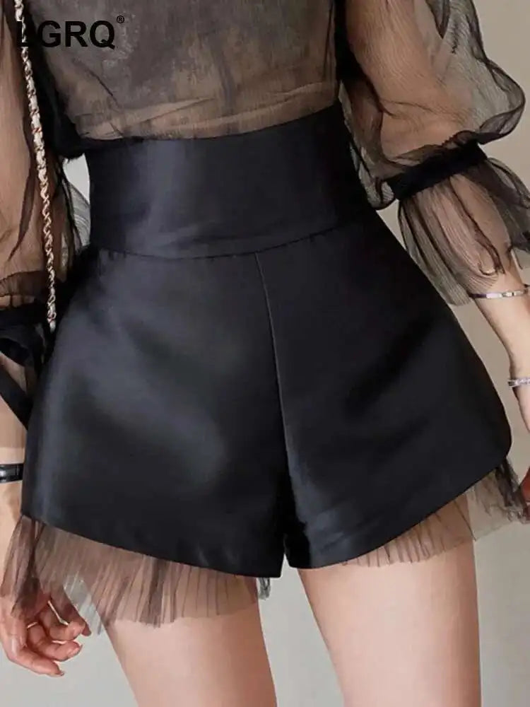 LGRQ 2025 Spring New Women's Sexy Slimming High Waisted Wide Leg Splicing Mesh A Line Shorts Versatile Female Clothing 19X1263